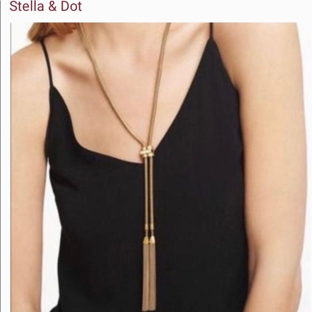 Stella & Dot lariat gold necklace